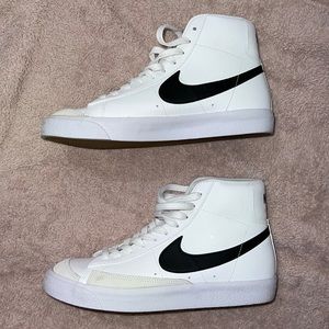 Nike Blazer Mid ‘77 shoes